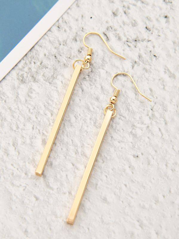 The Simply Elegant Golden Dangling Earrings