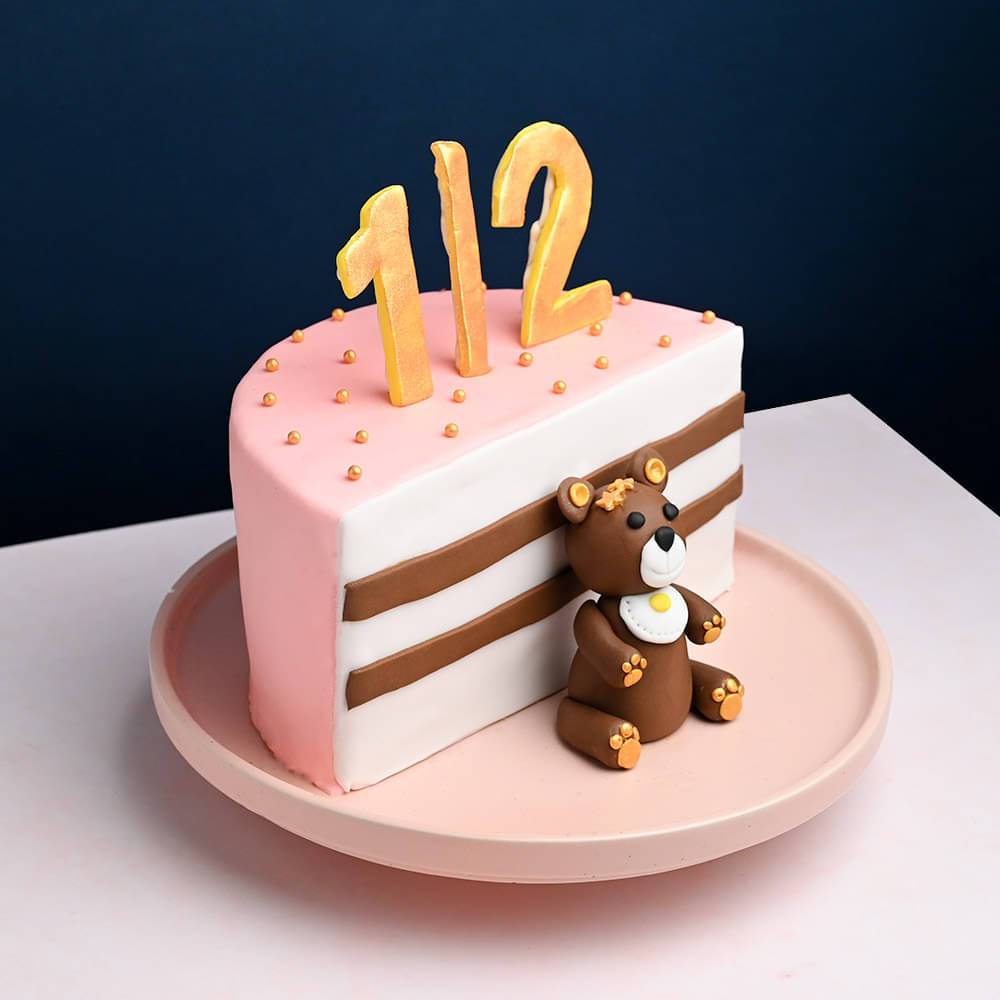 Cute Bear Half cake