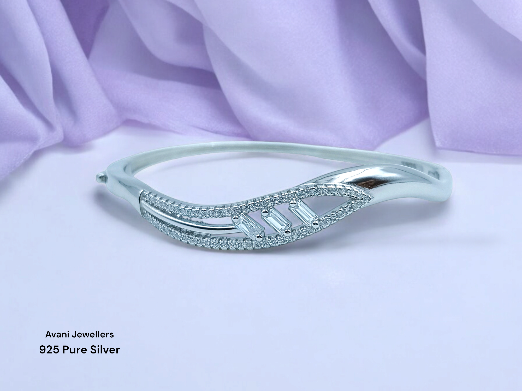 Silver Ladies Fancy Kade @ ₹4572