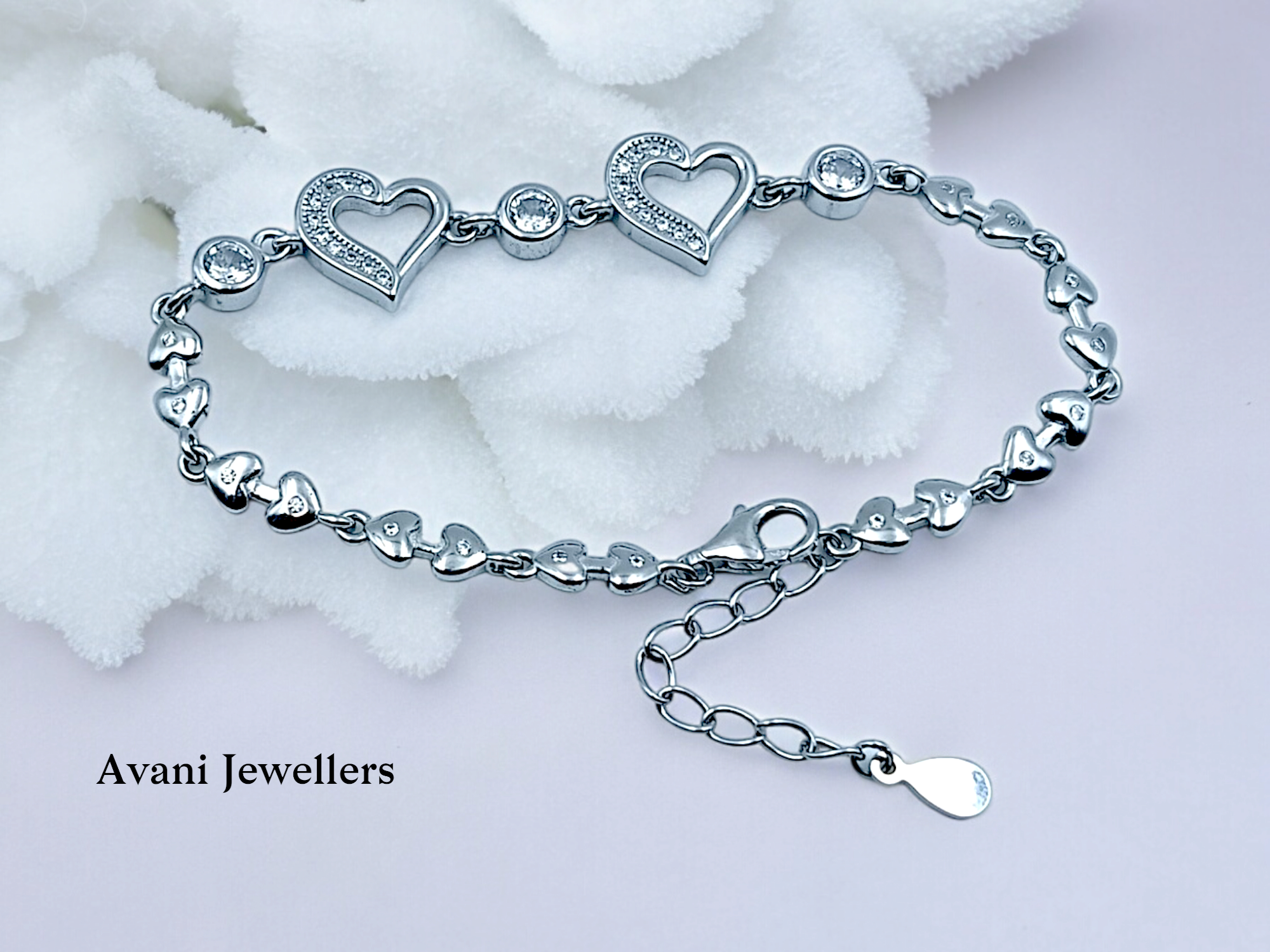 Silver Ladies Fancy Bracelet @ ₹2748