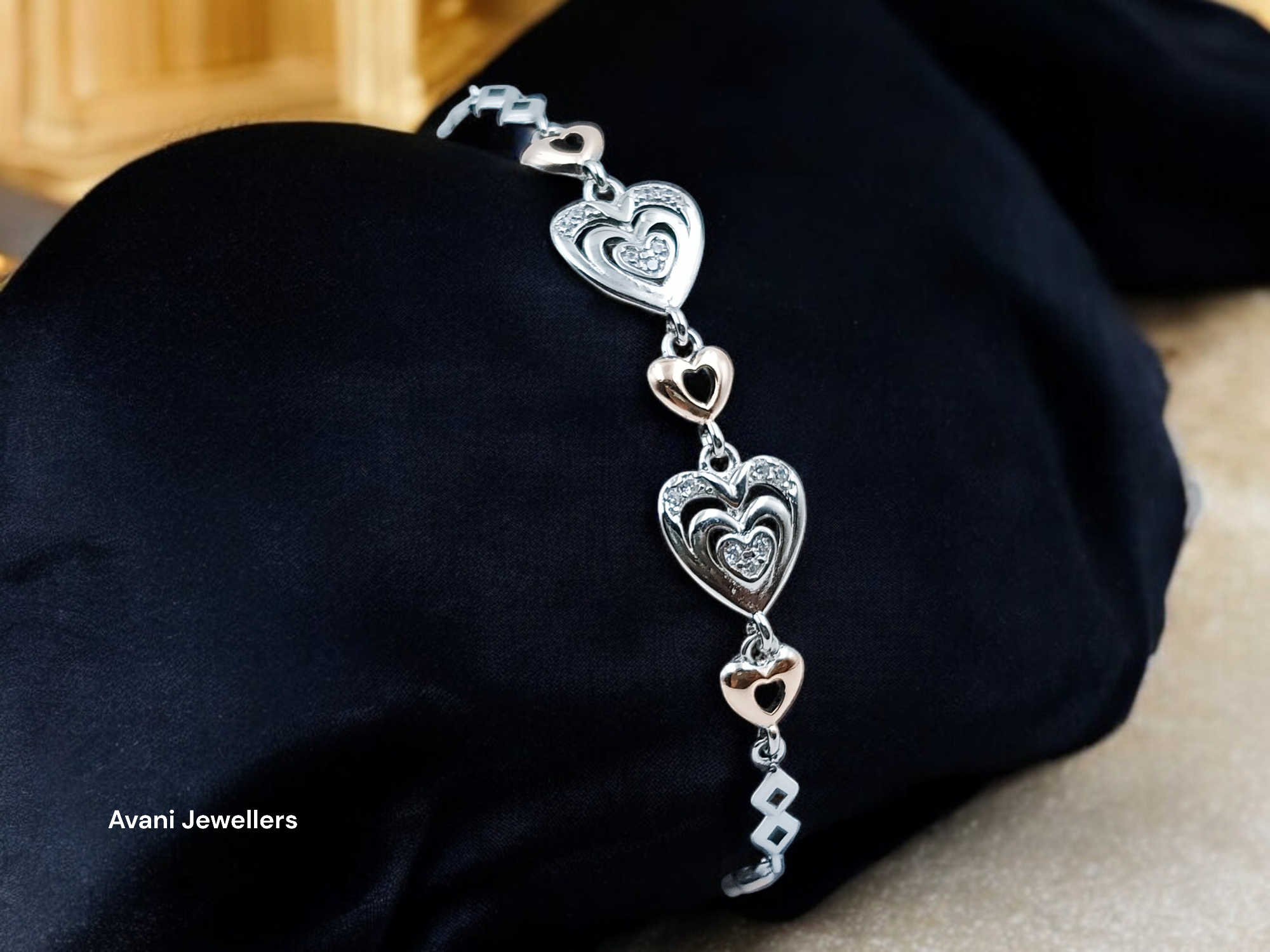 Silver Ladies Fancy Bracelet @ ₹2608