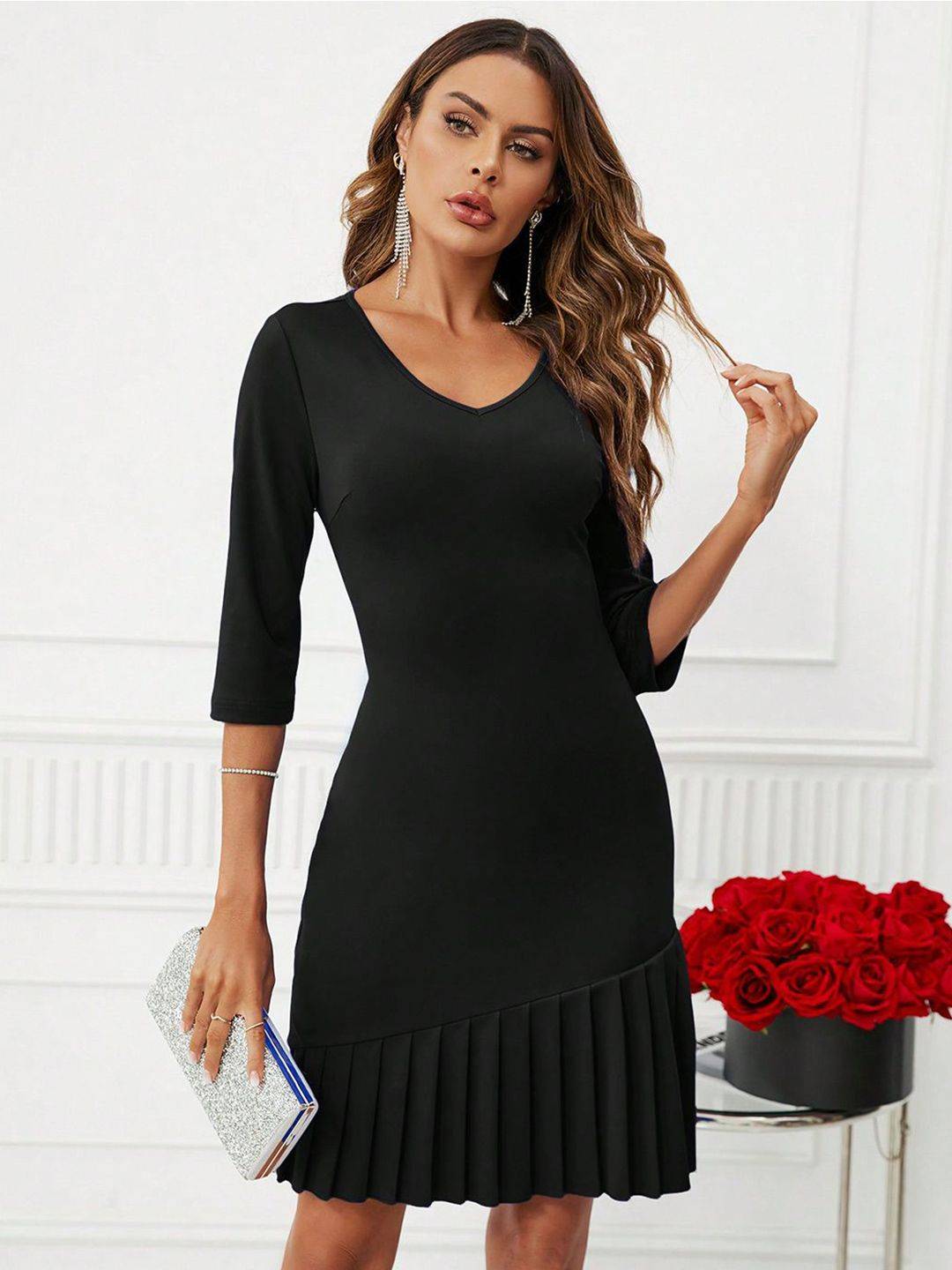 Kotty Solid V-neck Drop-Waist Dress