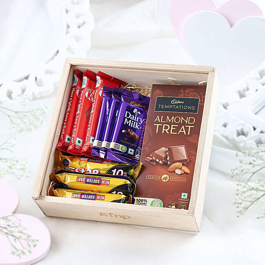 Love Calories Personalized Valentine Gift Box