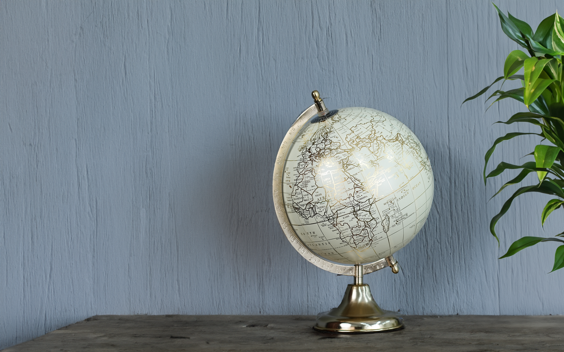 Royaloak Decorative World Globe 8 Inches - Gold & Yellow