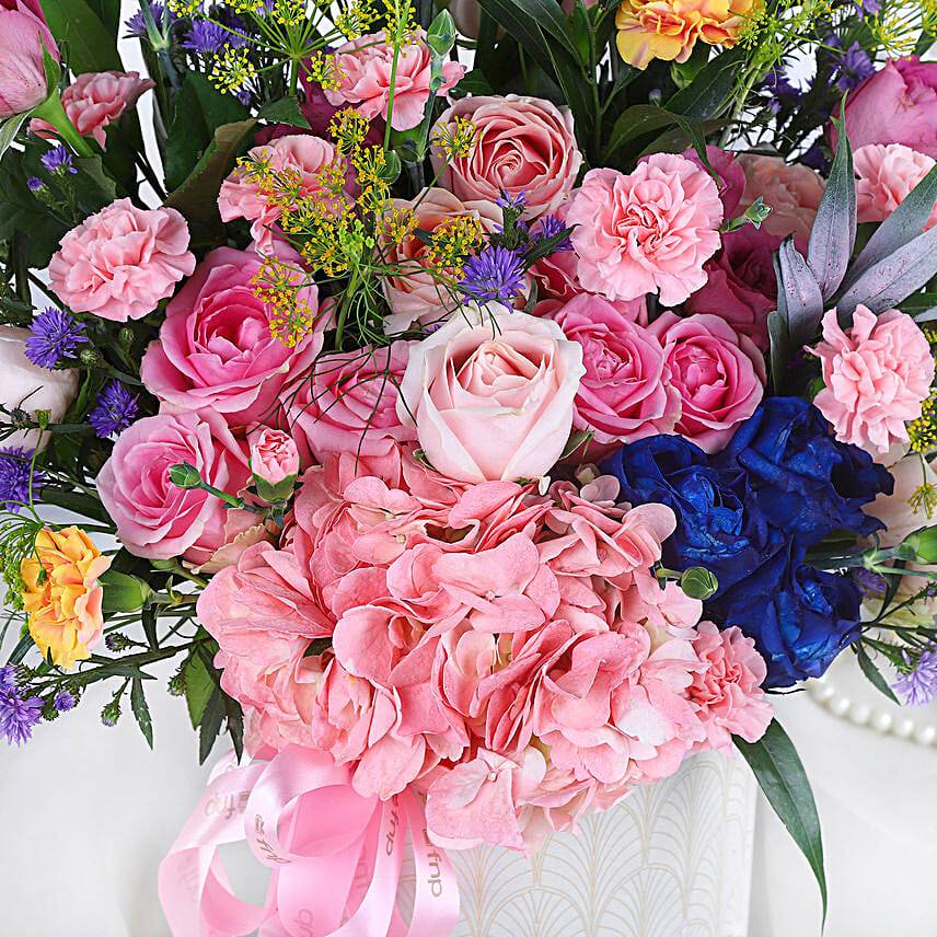 Majestic Rose Medley