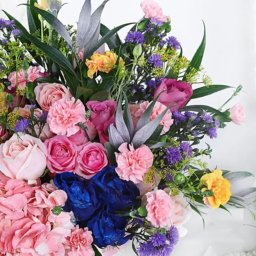 Majestic Rose Medley