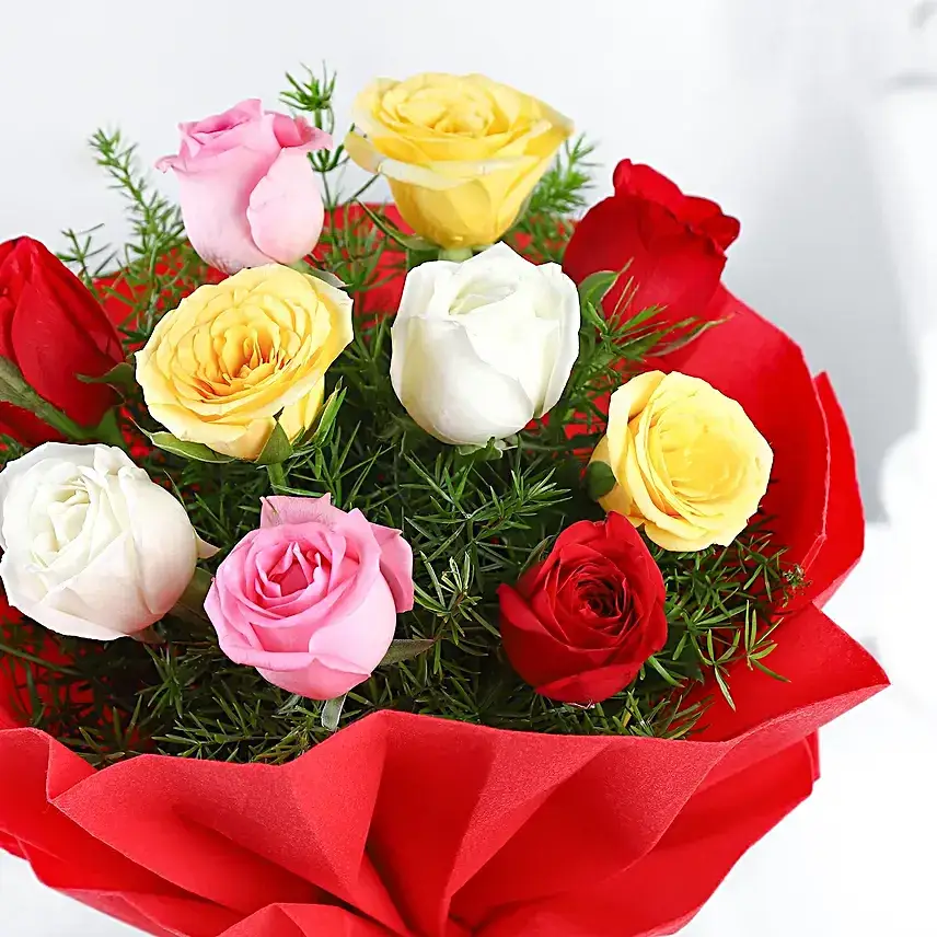 Mixed Roses Romantic Flower Bunch