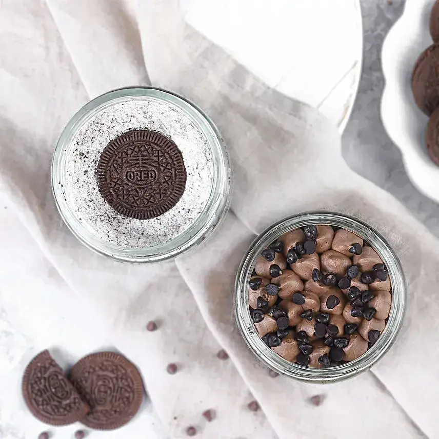 Oreo & Choco Chip Jar Cakes Delight