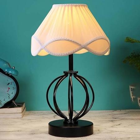 Briella Vintage off-white Shade Table lamp with Iron Base
