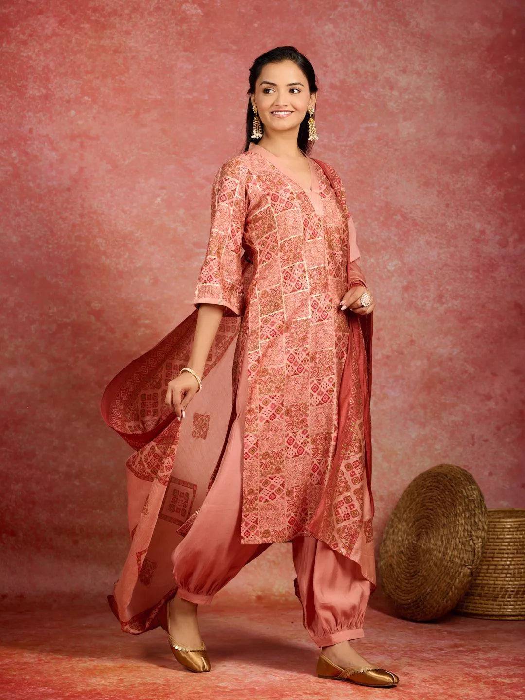Peach Printed Silk Blend Straight Suit ... Buy only at ₹3999