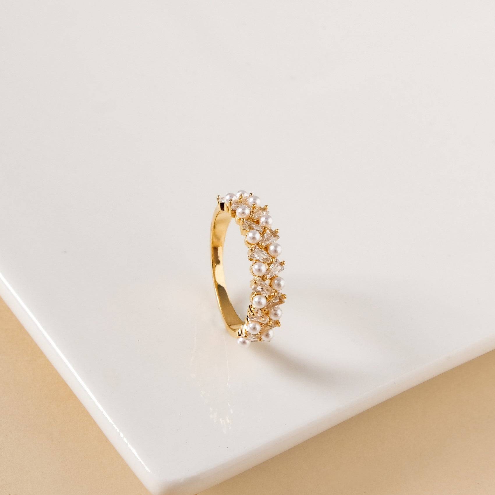 Pearl Bijou Ring Gold