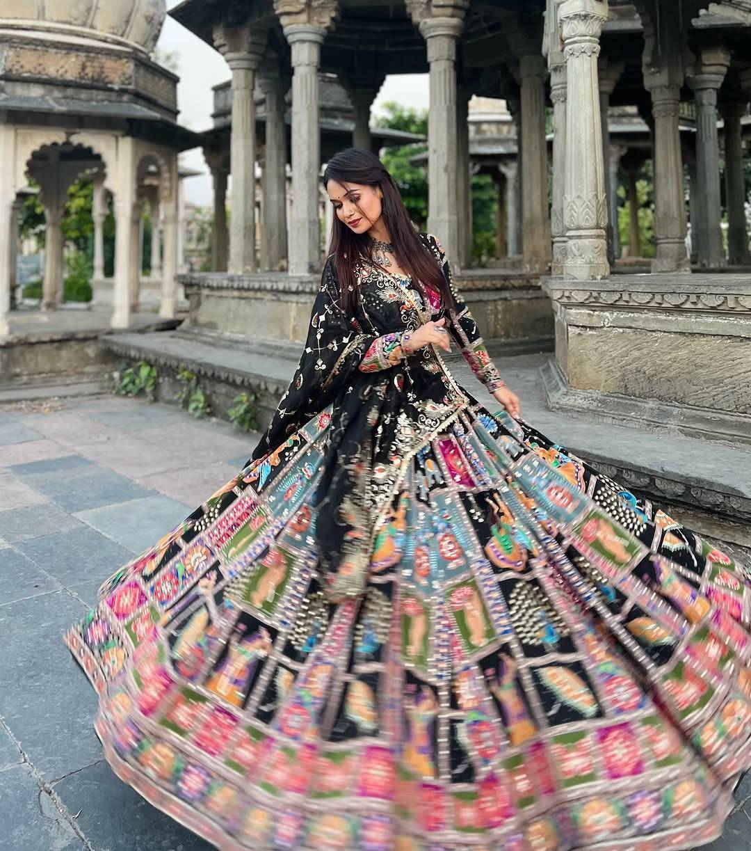 Heavy Muslin Cotton Navratri Lehenga with Real Mirror Work & Georgette Dupatta – Stitched | Designer Garba Chaniya Choli