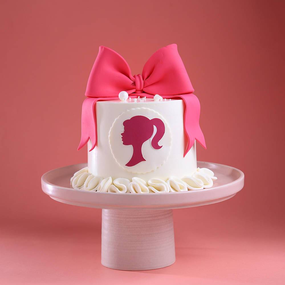 Pink Bow n Glamour Girl Cake