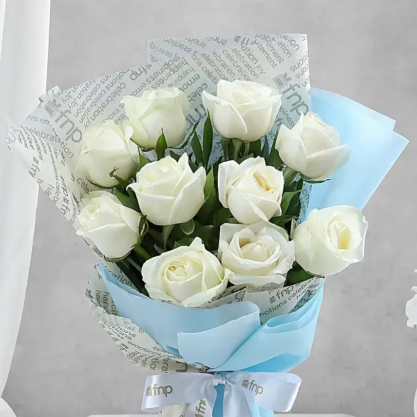 Pristine White Roses Bunch