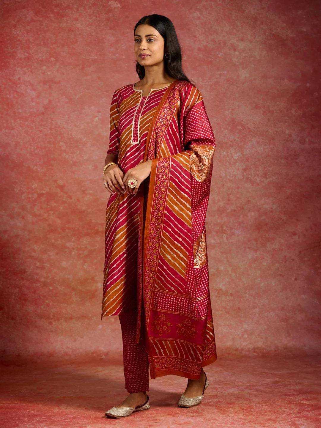 Red Printed Silk Blend Straight Suit Wi... Buy only at ₹3999