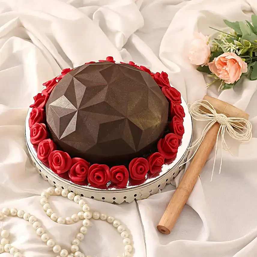Red Roses Dome Pinata Cake- 1 Kg
