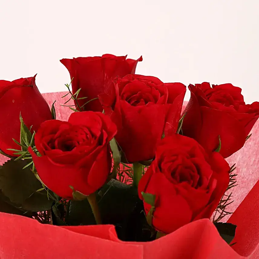 Red Roses & Romantic Tunes Combo