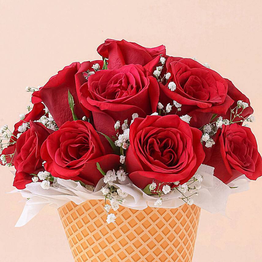 Red Velvet Inspired Rose Bouquet