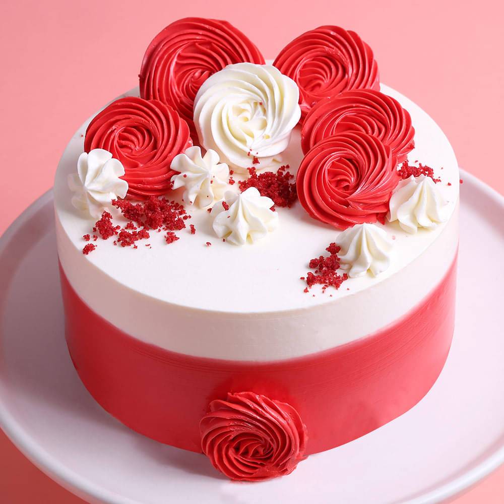Rosette Love Red Velvet Cake