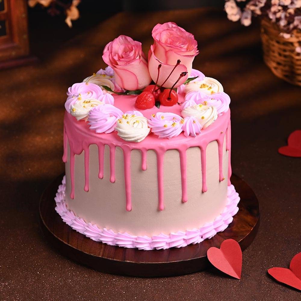 Rosy Delight Cream Cake