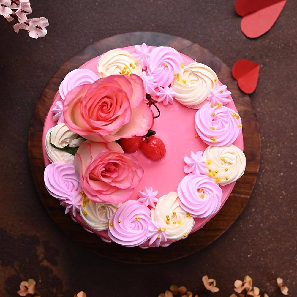 Rosy Delight Cream Cake