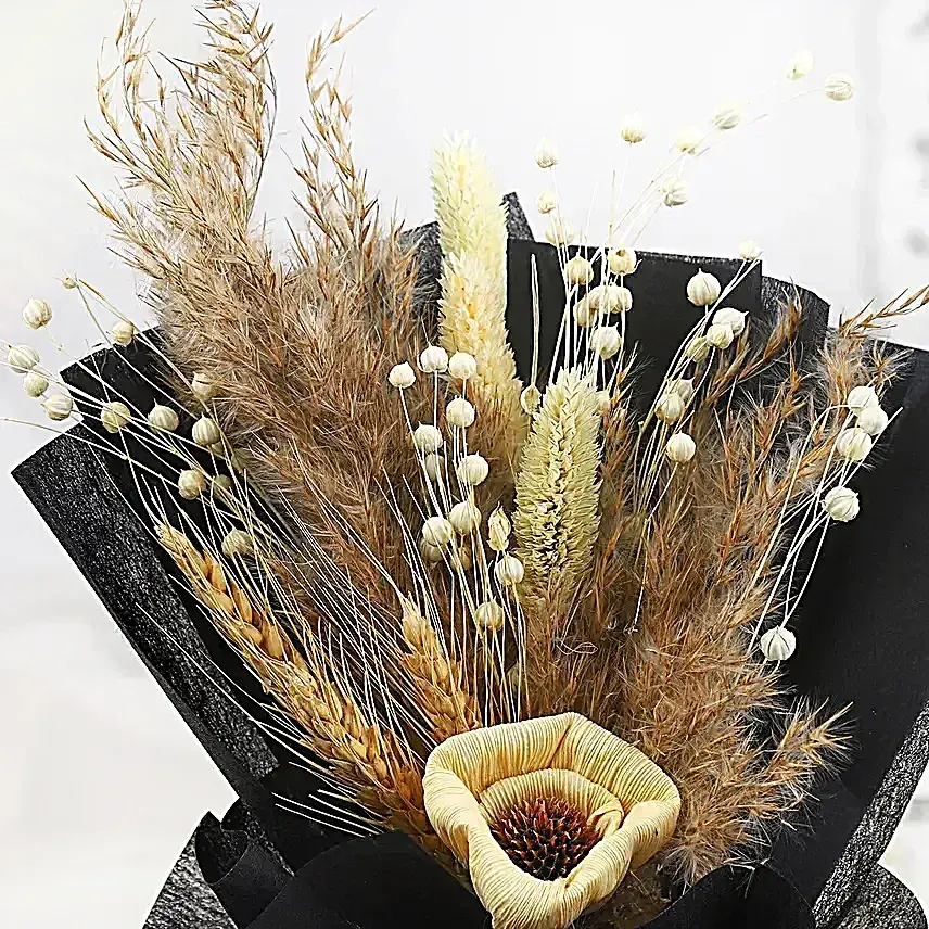 Rustic Dry Flower Ensemble