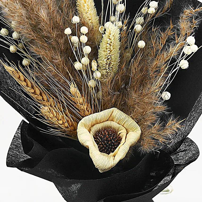 Rustic Dry Flower Ensemble