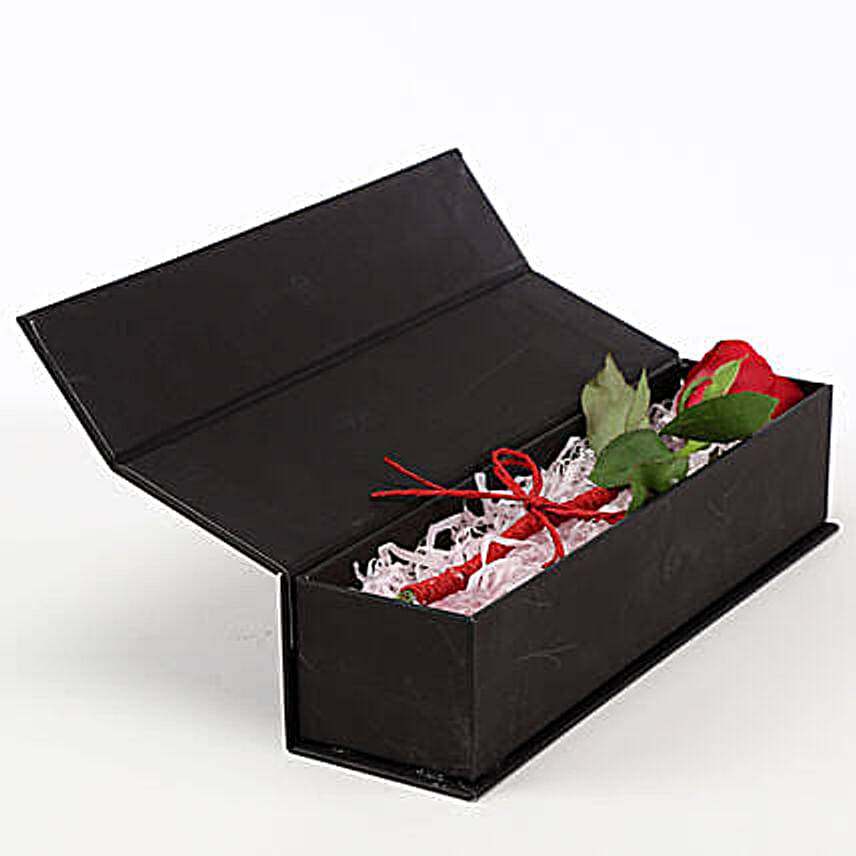 Red Rose Black Box