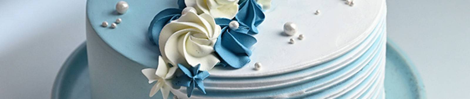 Scrumptious Vanilla Cake