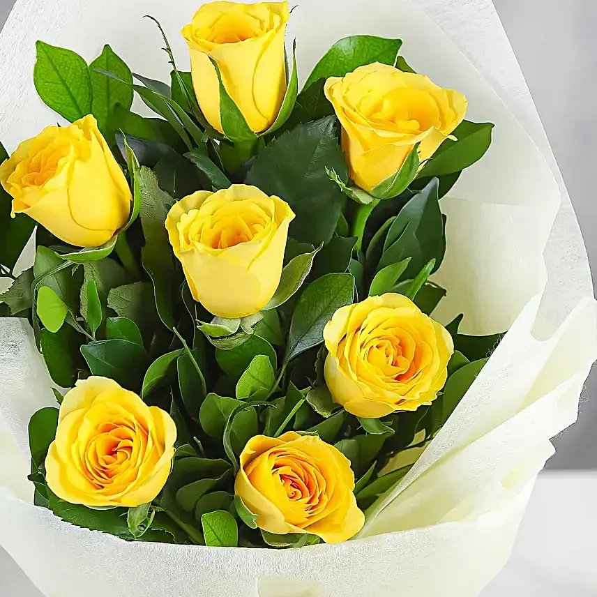 Serene 7 Yellow Roses Bunch