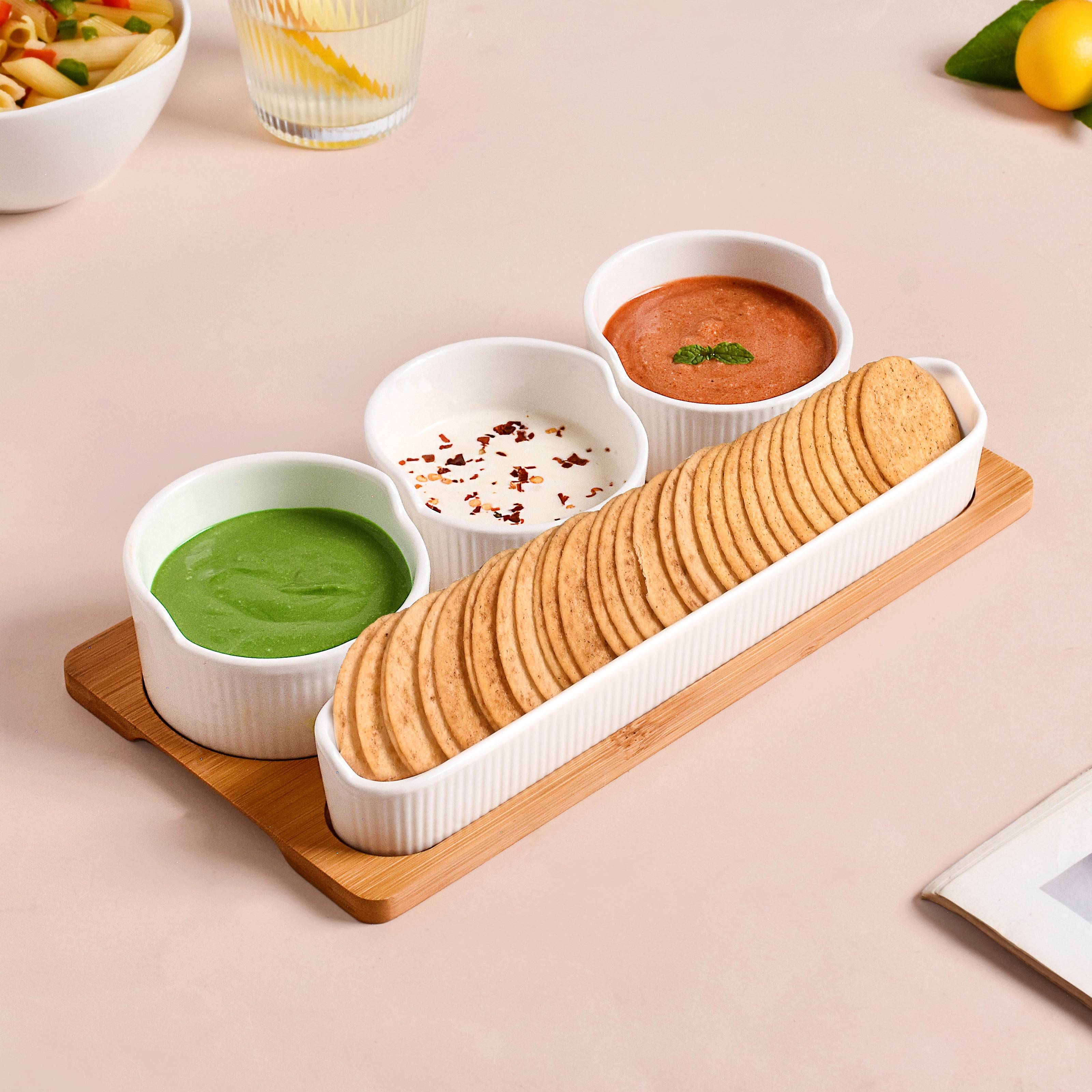 Set Of 4 Ceramic Bowls And Dish With Tray buy only at ₹1590