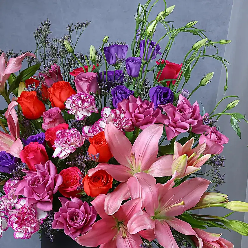 Spring Beauty Rose Lily Gift Box