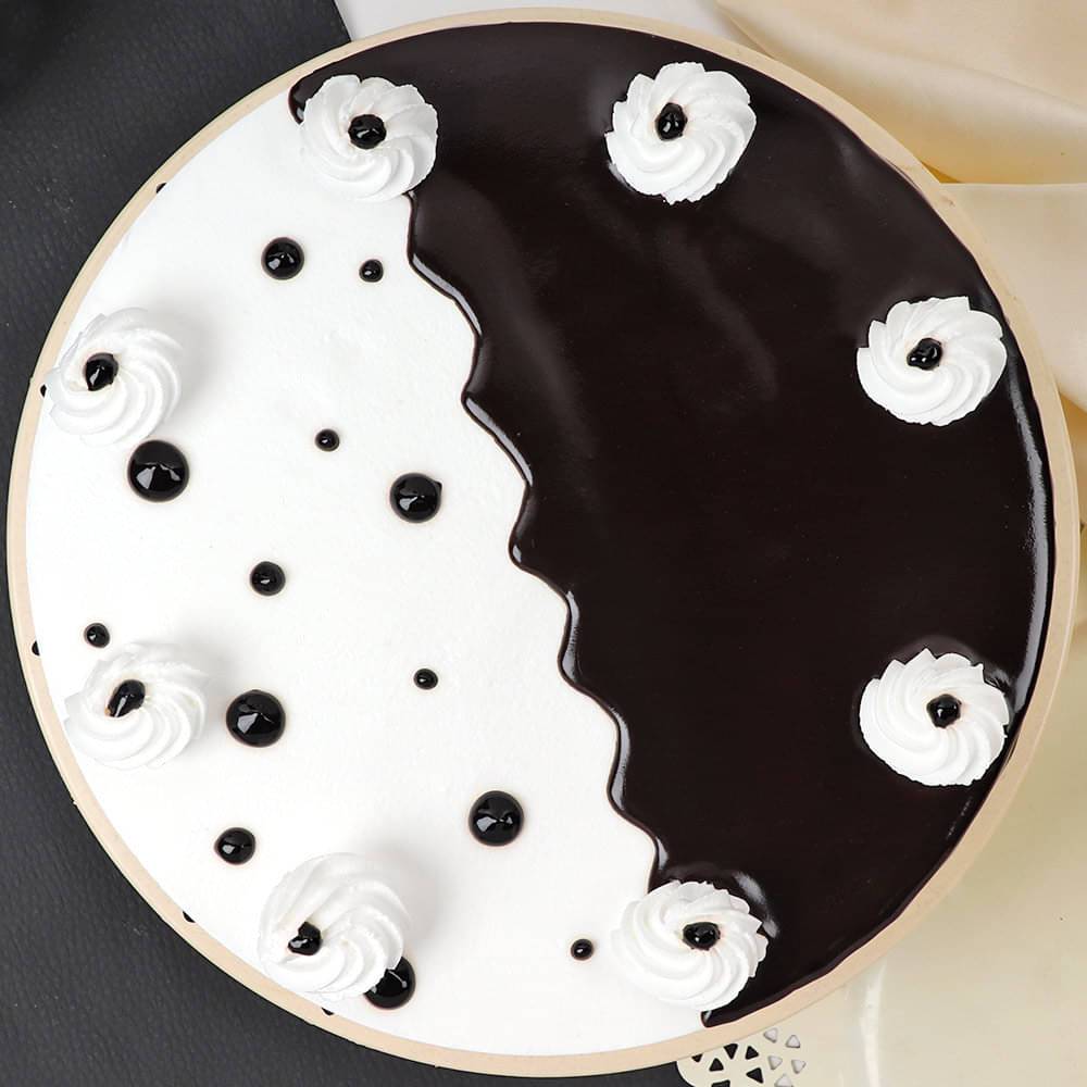 Choco Vanilla Whipped Cream Cake