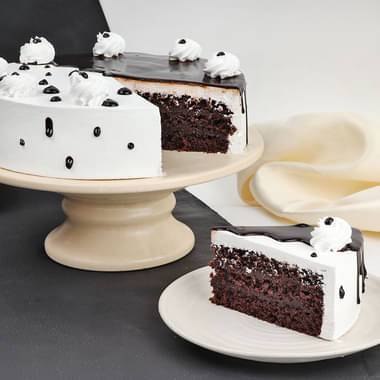 Choco Vanilla Whipped Cream Cake