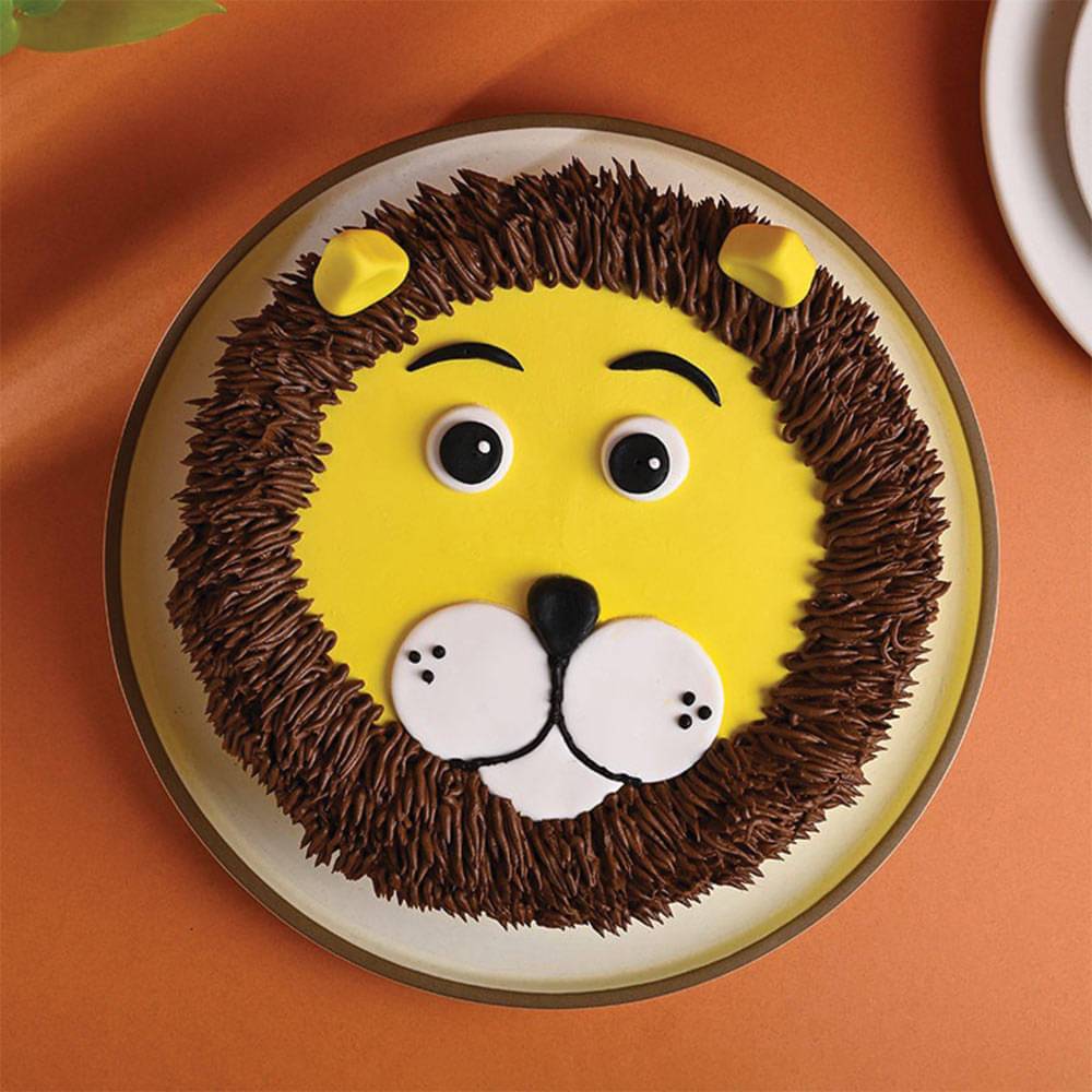 Gorgeous Lion Cream Cake