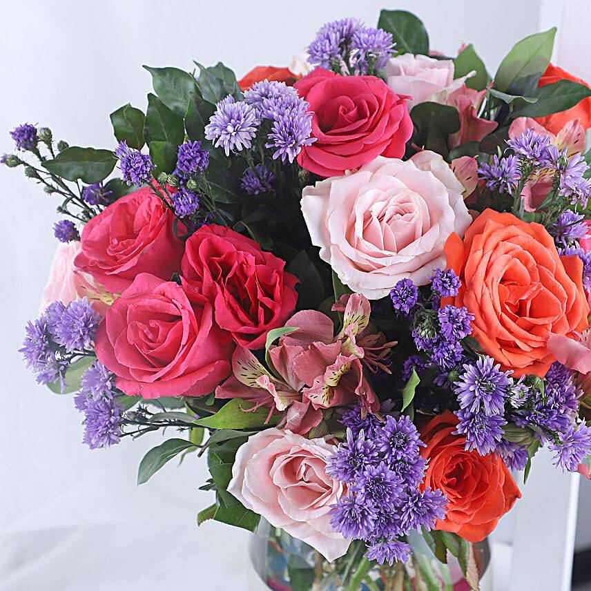 Sweet Avalanche Rose Ensemble