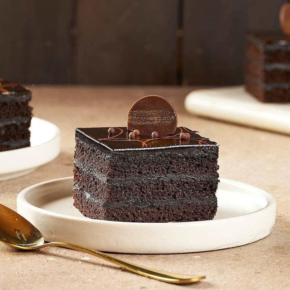 Classic Chocolate Truffle Pastry