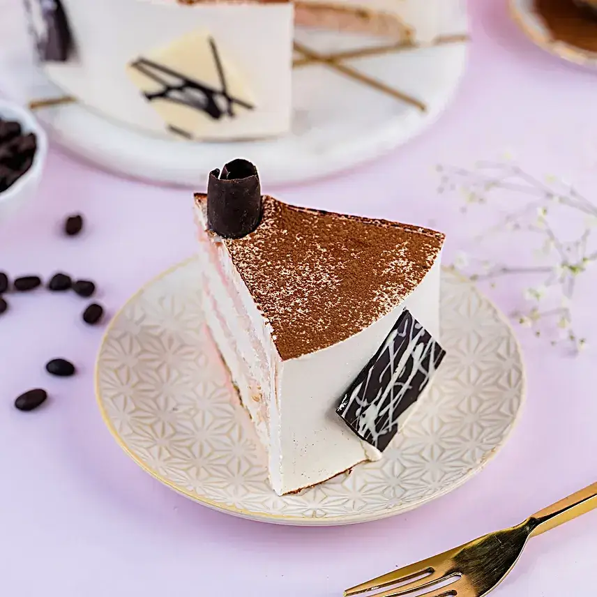 Tiramisu Cake Half kg