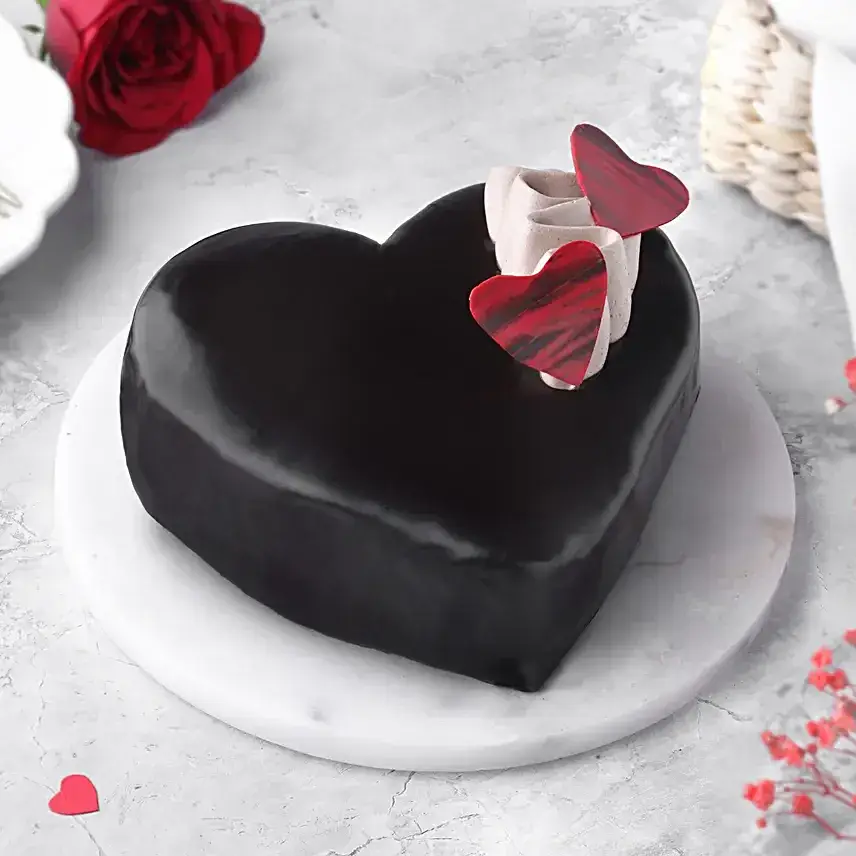Truffle Heart Shaped Cake 500gm Eggless