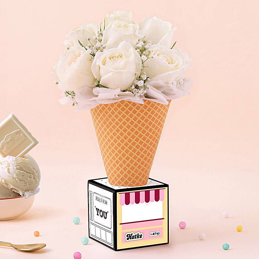 Vanilla Rose Bouquet & Chocolate Combo