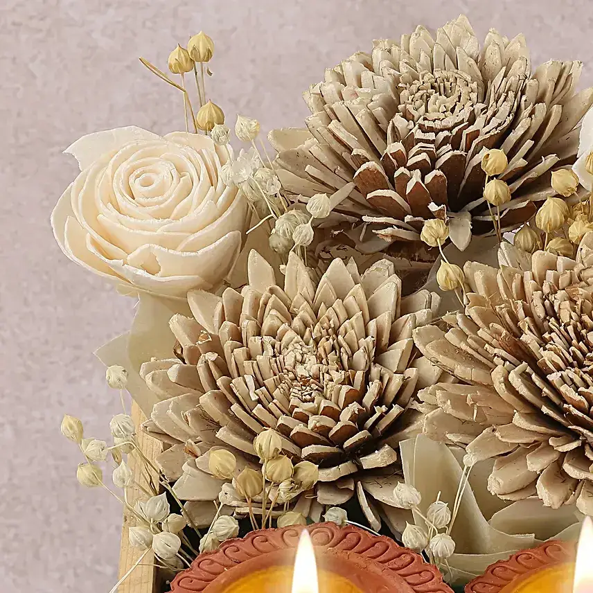White Sola Belli Diya Tray Gift Set