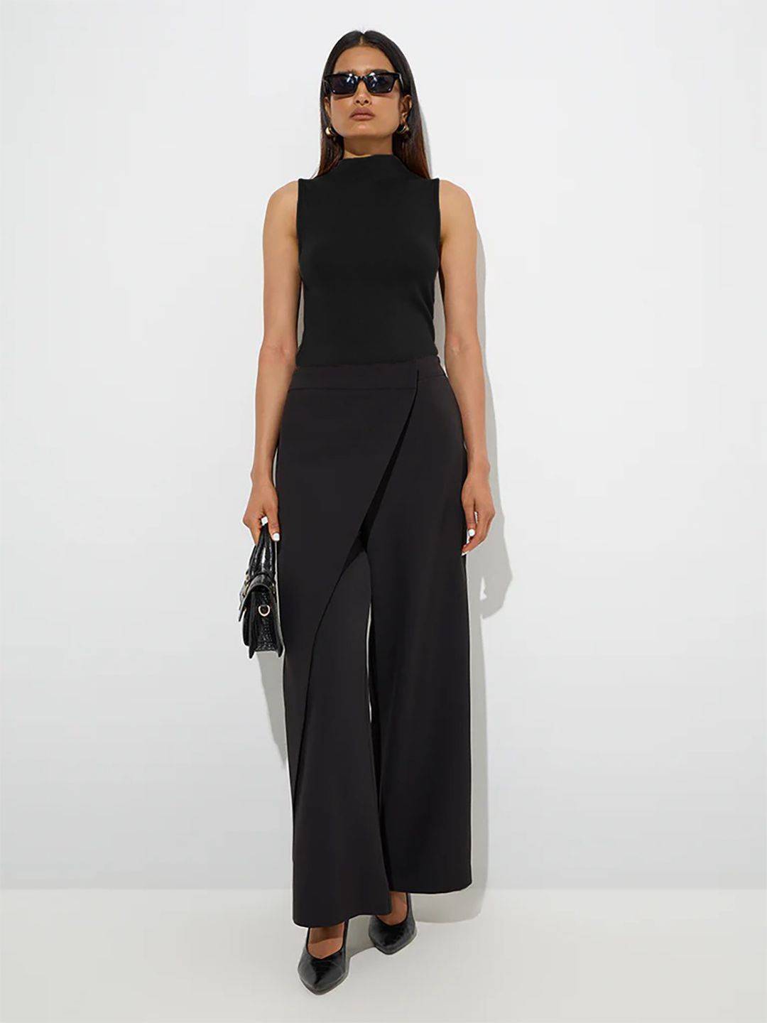 Kotty Women High Neck Sleeveless Top