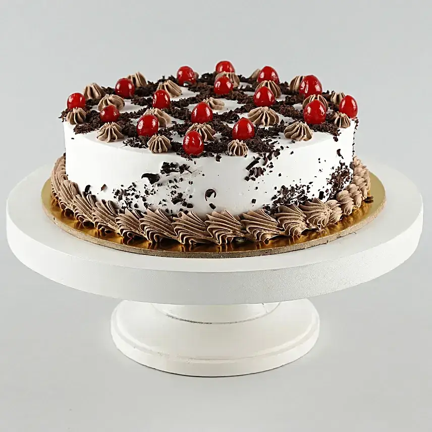 Zig Zag Black Forest Cake Half Kg