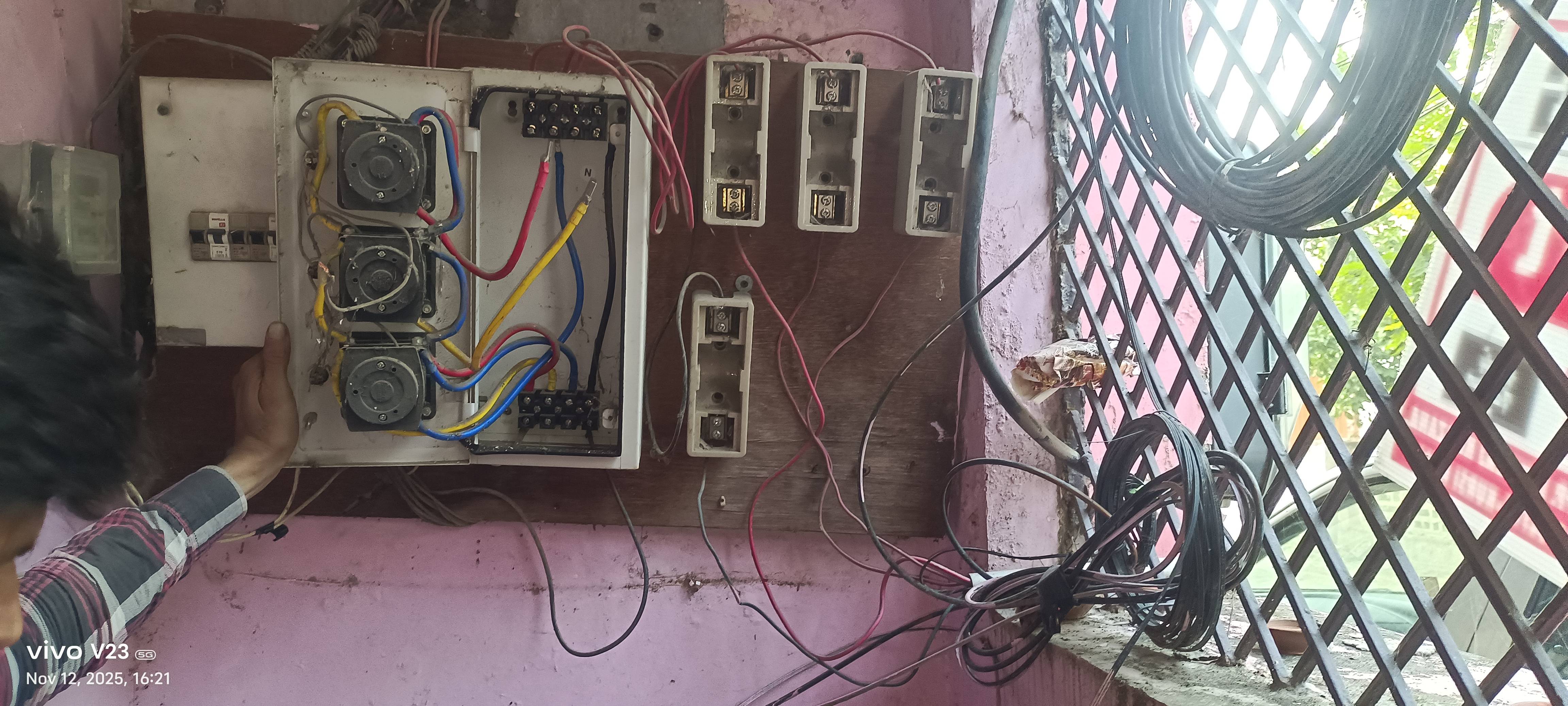 SS Electric services