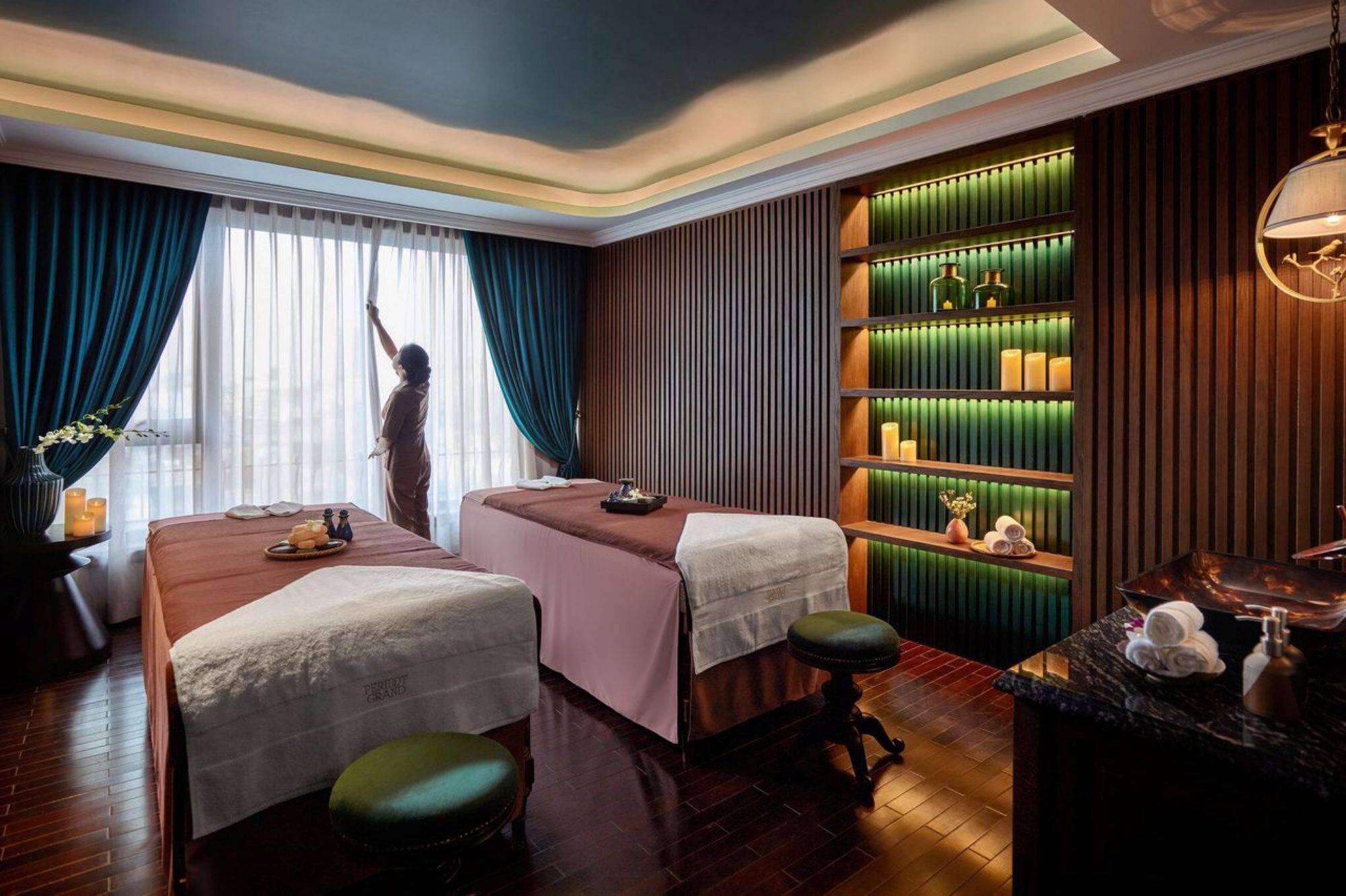 Auraline B2B Happy Ending Spa