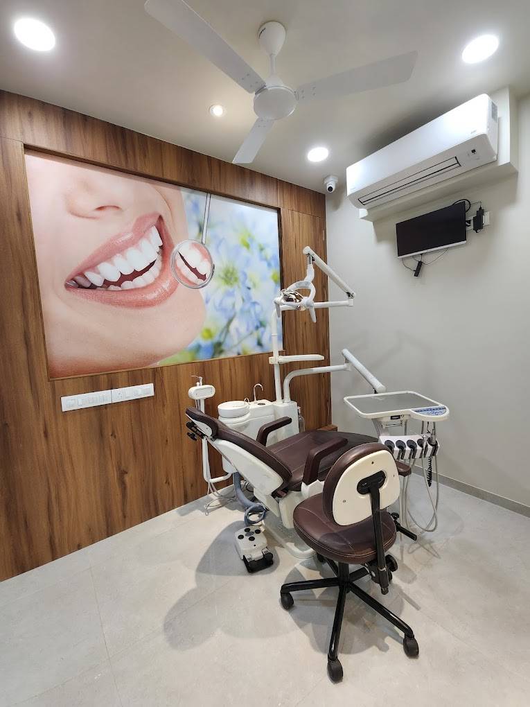 Smile Solutions Dental Clinic in Borivali West