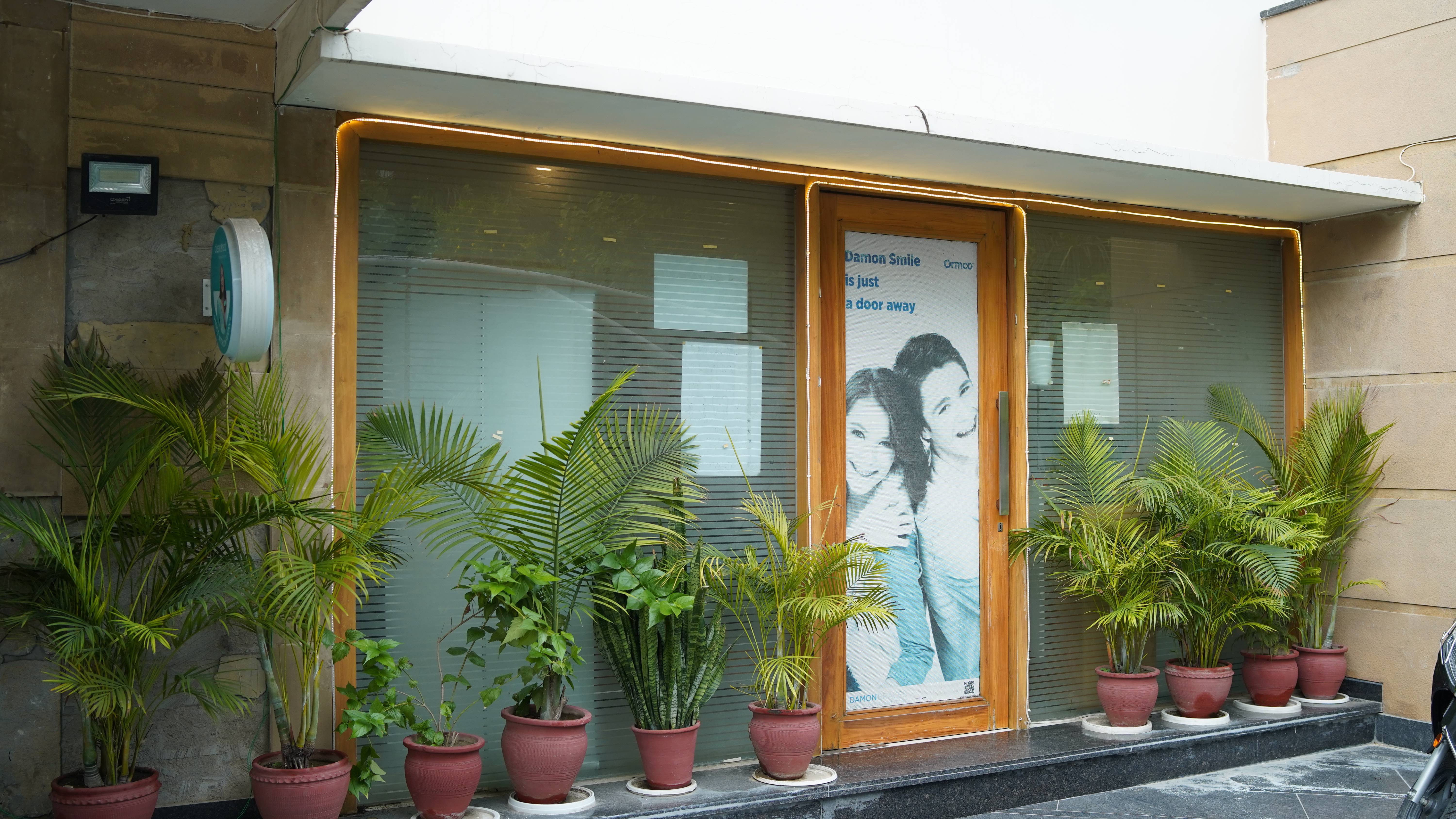 Aggarwal Dental Clinic