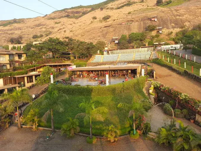 Della Adventure Park Lonavala 2025 – Ticket Price, Timings, Activities & Resort Guide