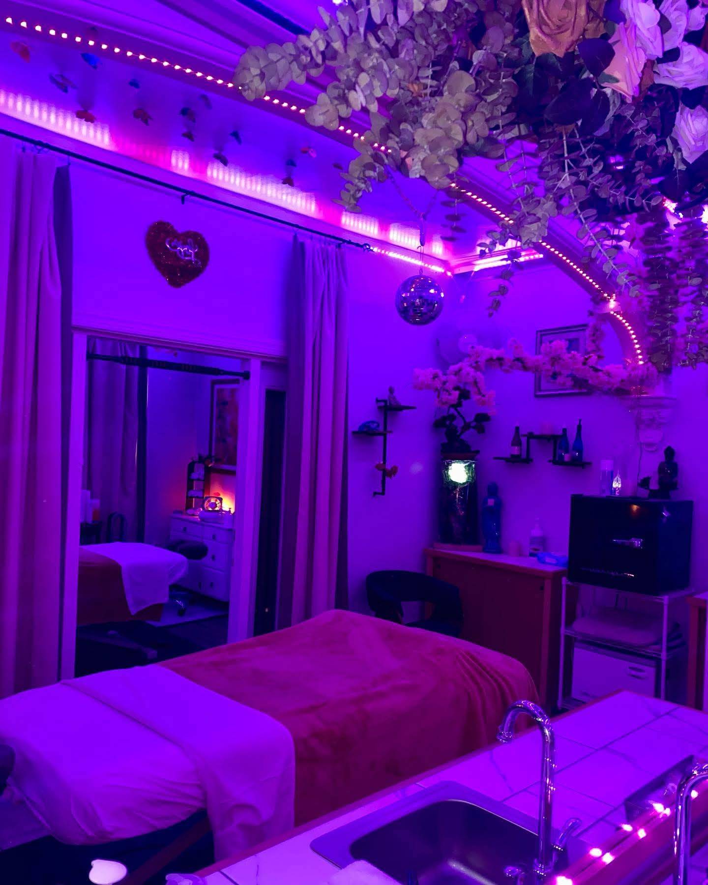 HALCYON THAI SPA-MGF METROPOLIS MALL | BEST AND LUXURY SPA IN MG ROAD GURGAON 