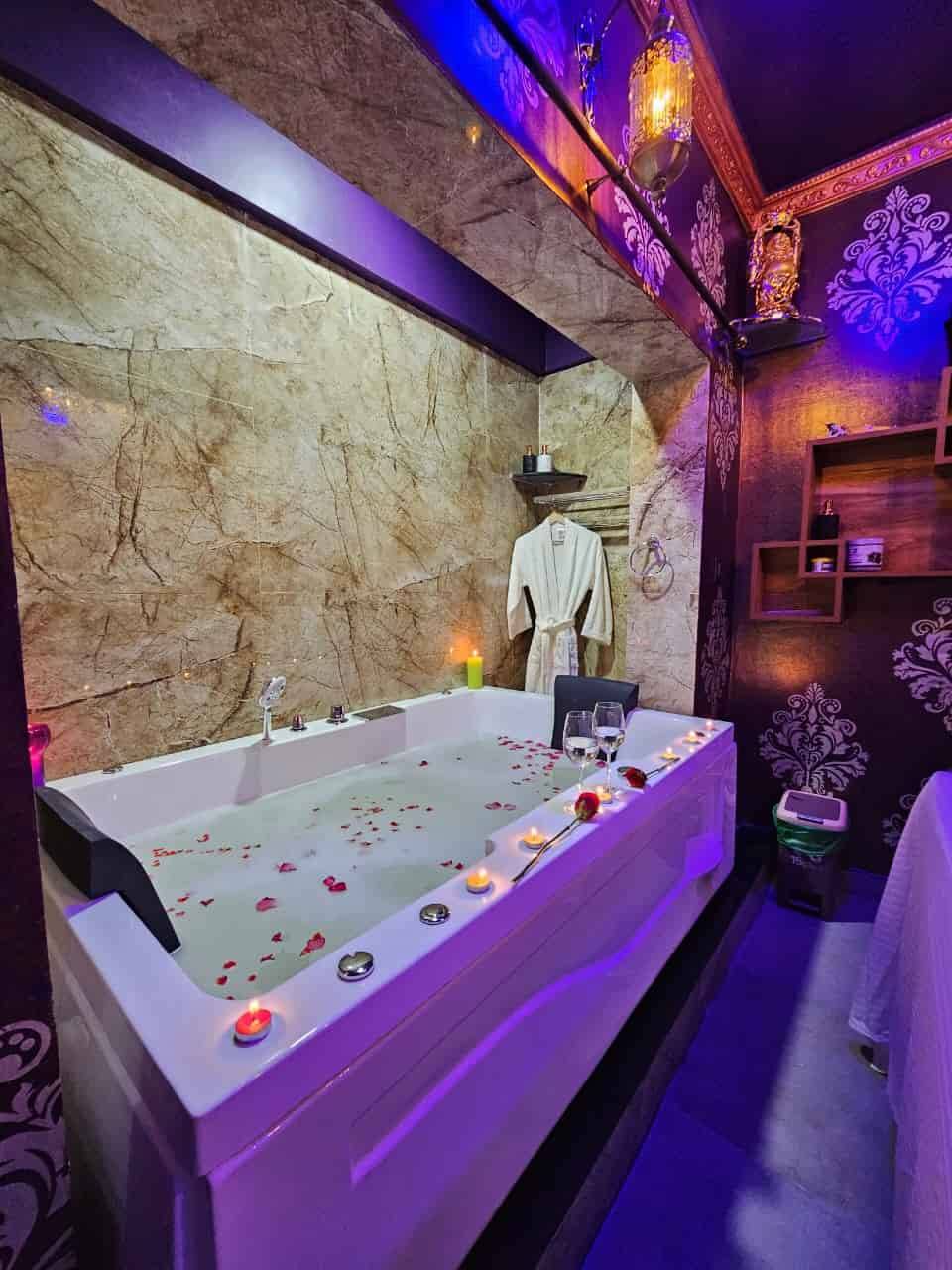 Sonal Daynight Massage Spa